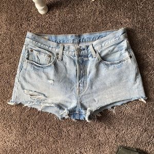 Levi 501 Jean shorts size 30